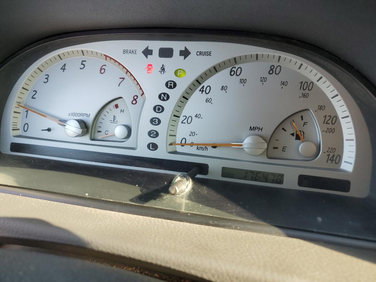 2004 TOYOTA CAMRY