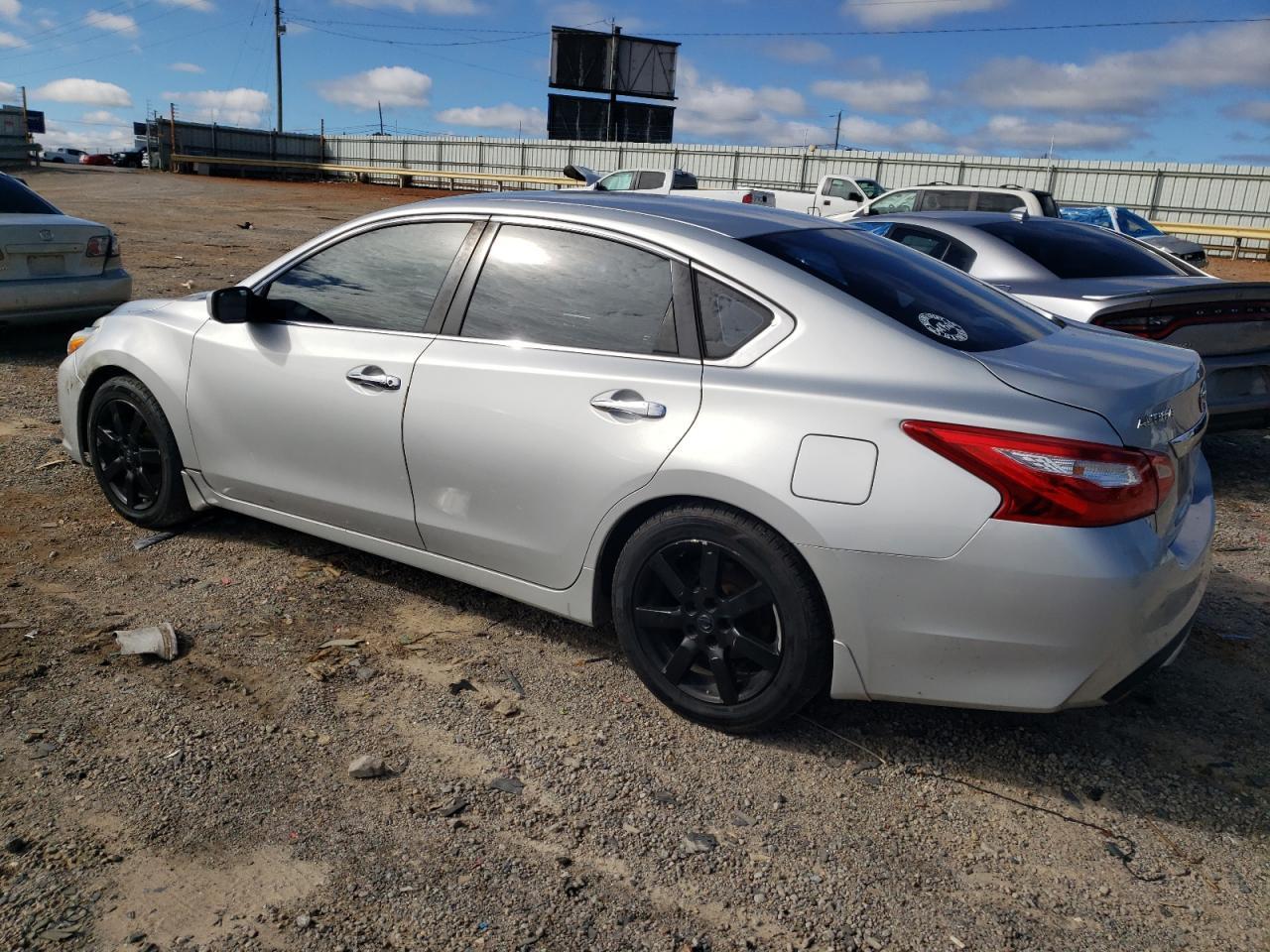 2017 NISSAN ALTIMA