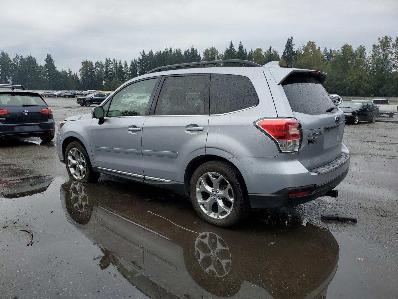 2017 SUBARU FORESTER