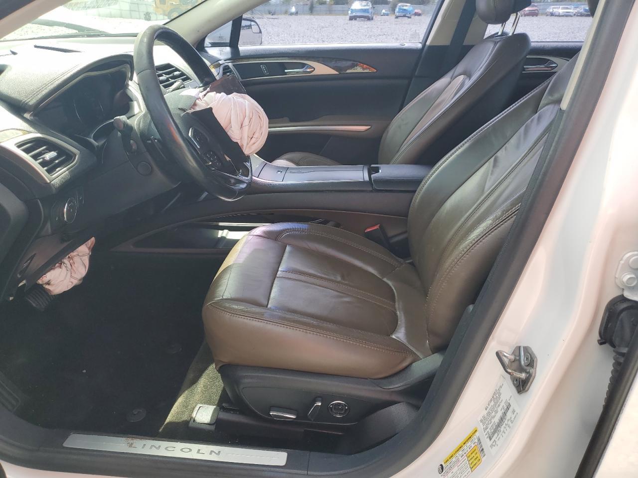 2016 LINCOLN MKZ