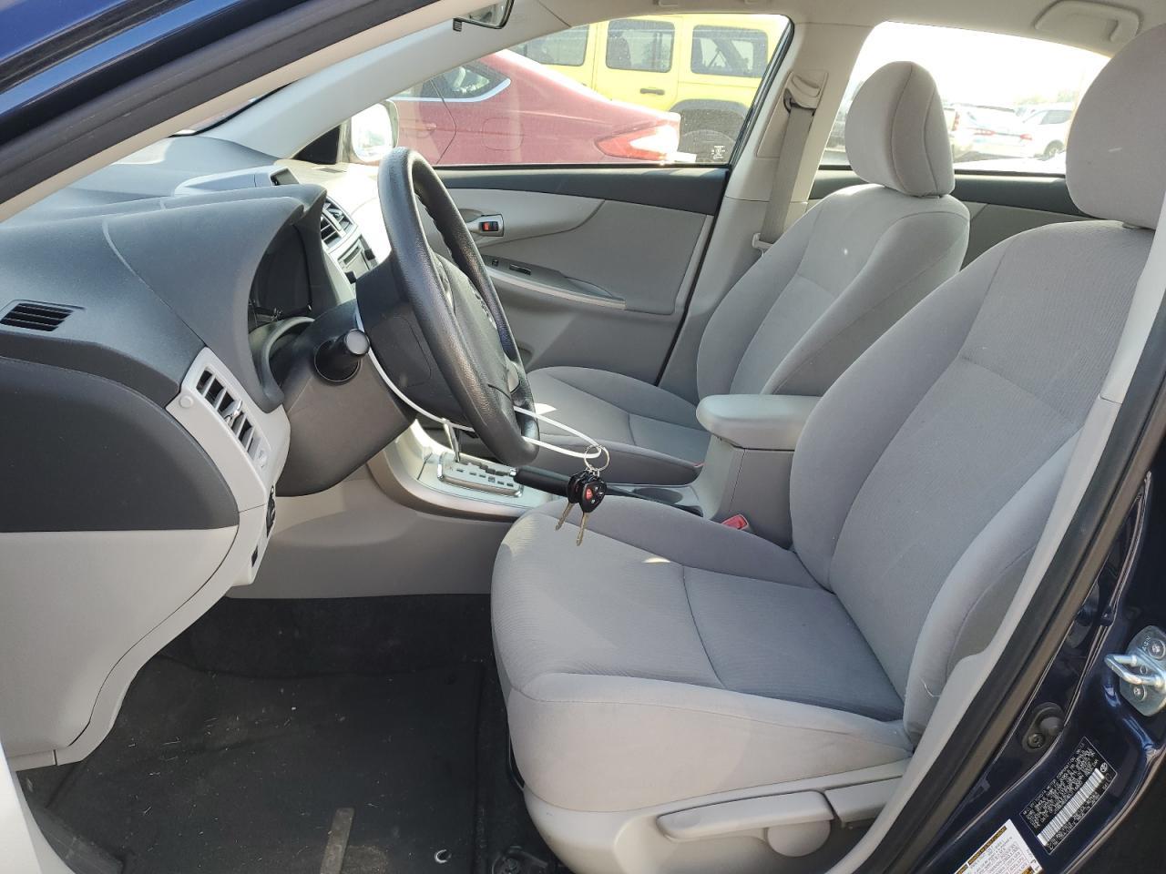 2013 TOYOTA COROLLA