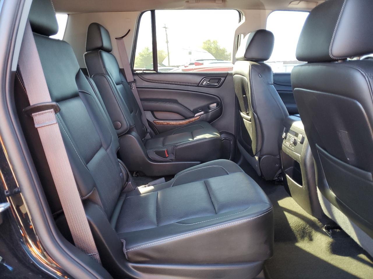 2016 CHEVROLET Tahoe