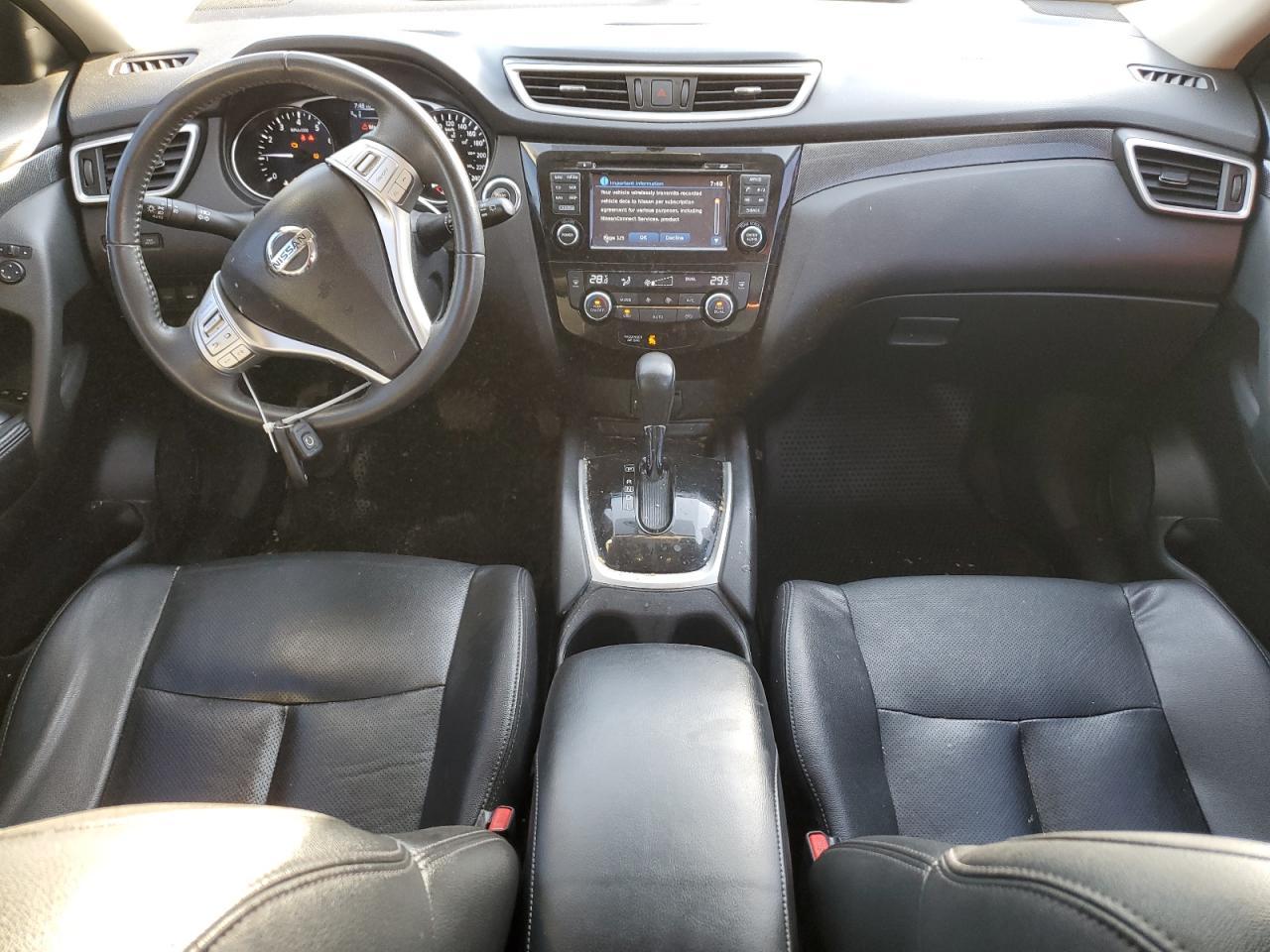 2016 NISSAN ROGUE