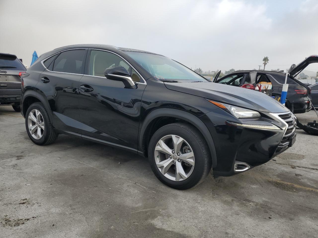 2017 LEXUS NX 200T