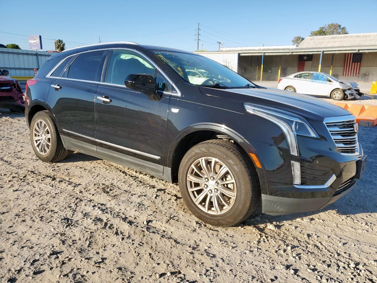 2017 CADILLAC XT5