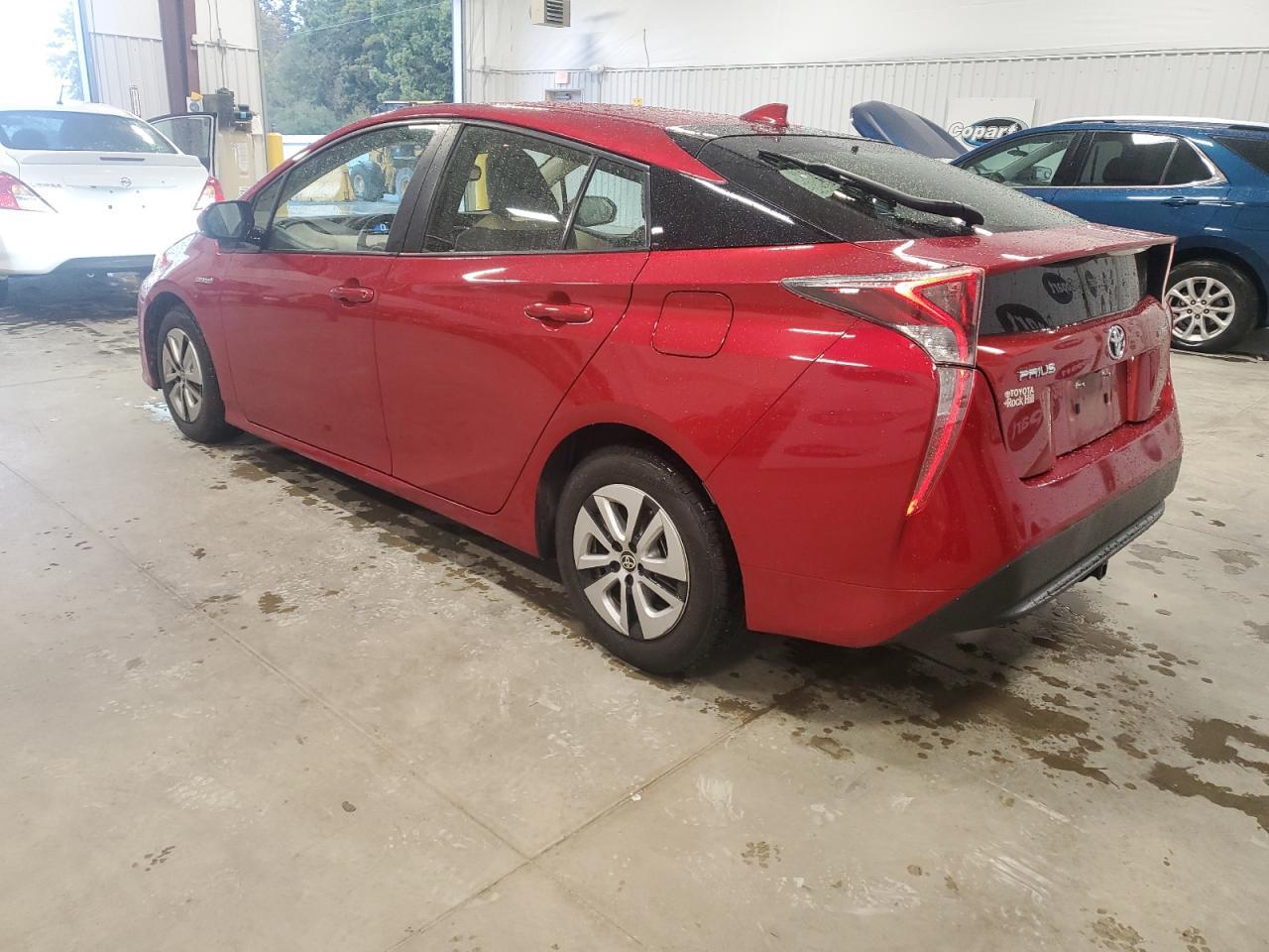 2016 TOYOTA PRIUS
