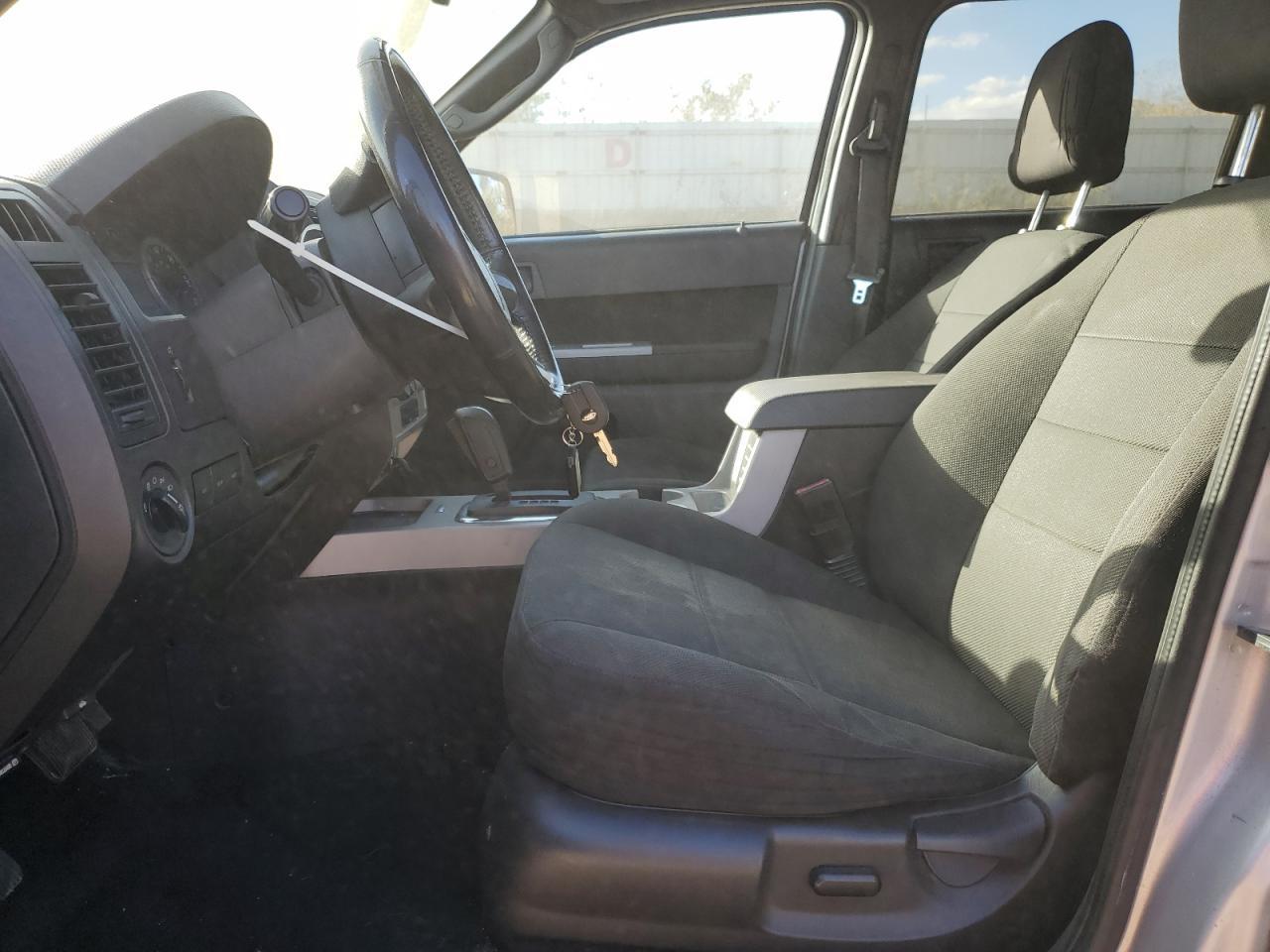 2010 FORD ESCAPE