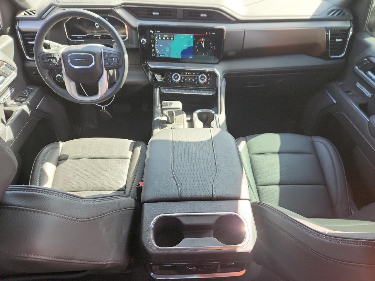 2025 GMC Sierra