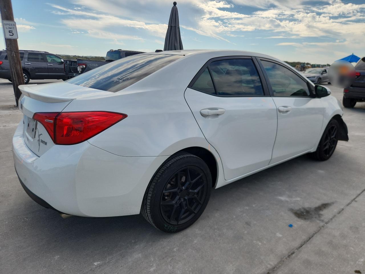 2017 TOYOTA COROLLA