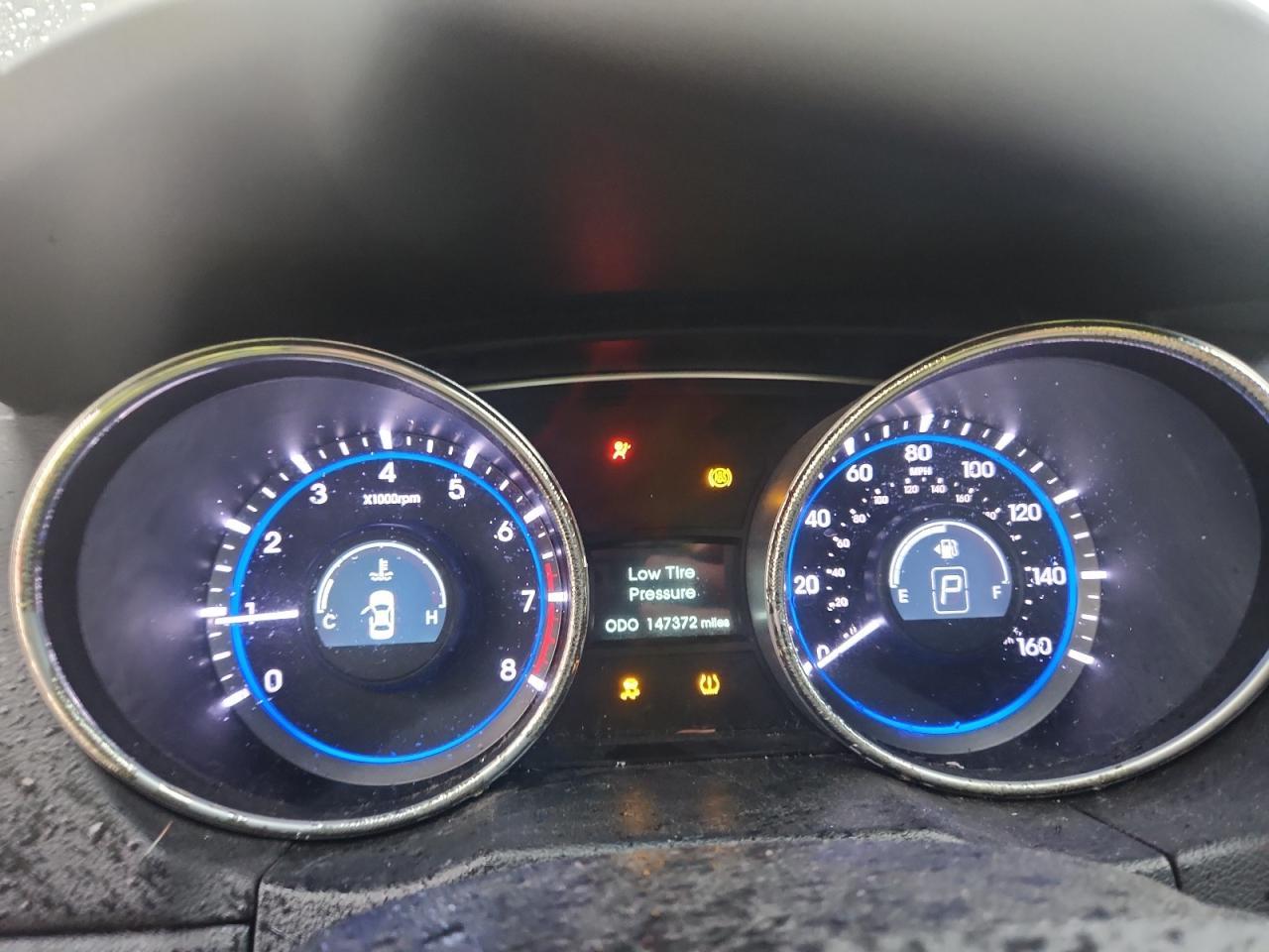 2011 HYUNDAI SONATA