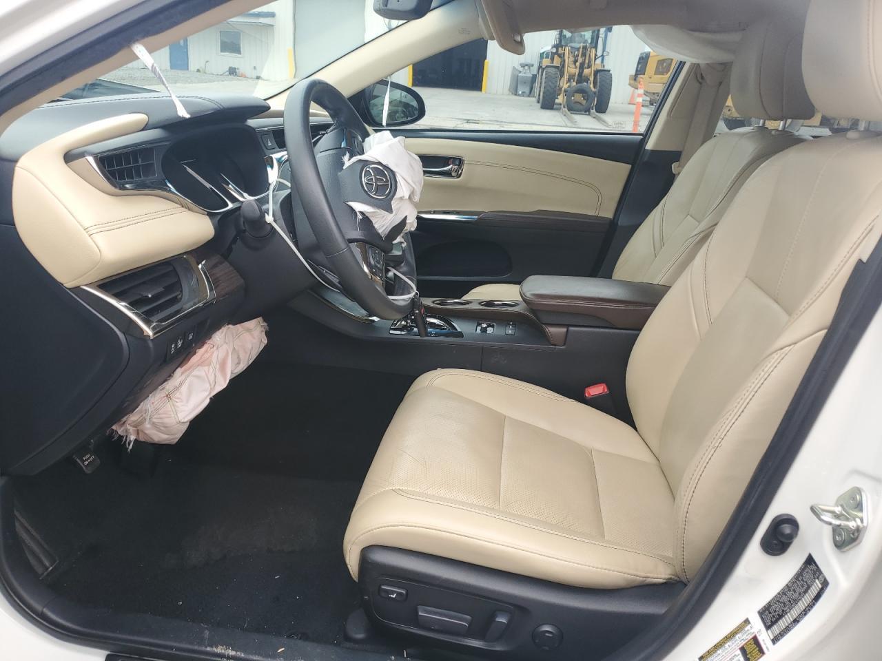 2014 TOYOTA Avalon