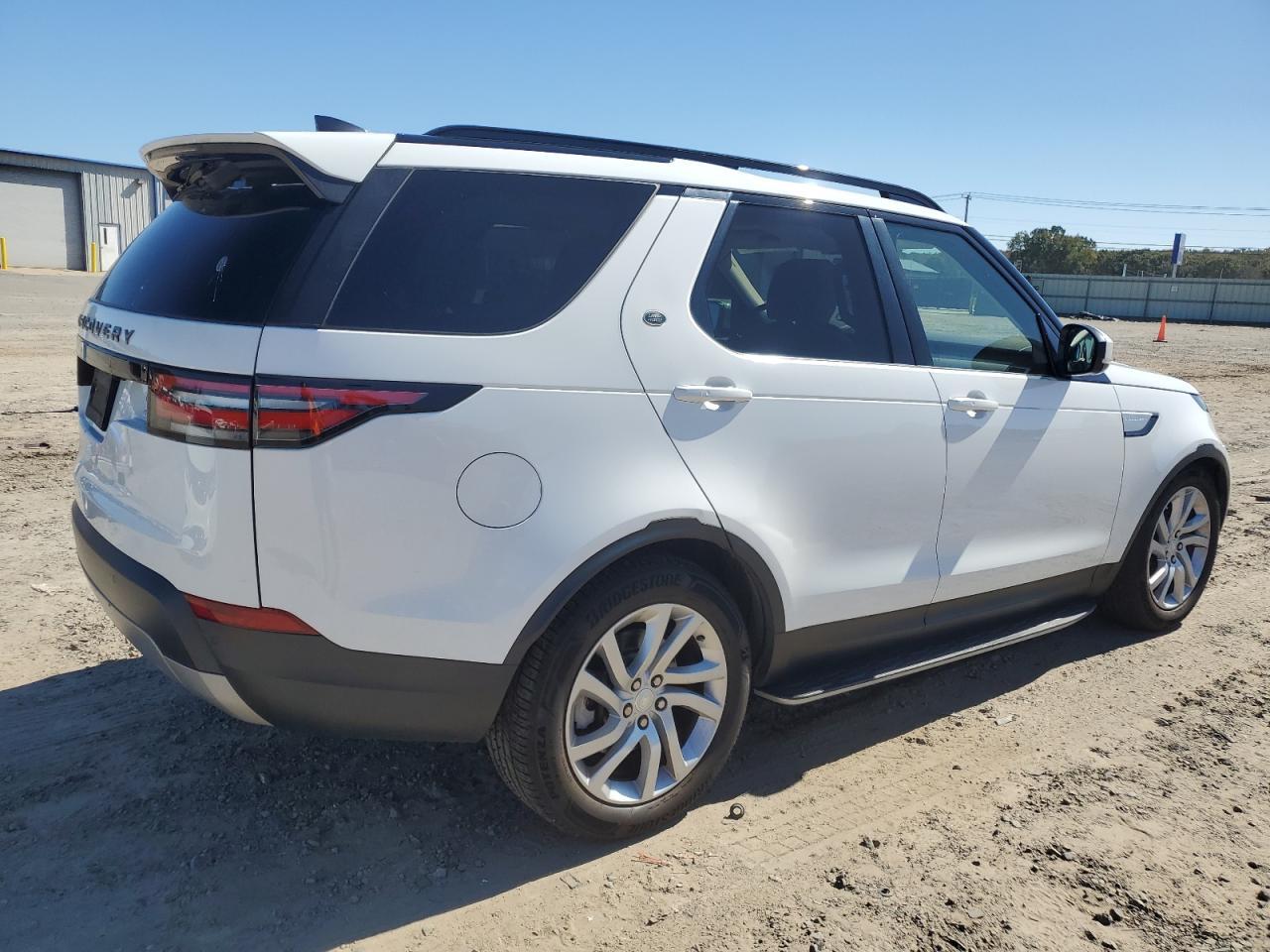 2017 LAND ROVER Discovery