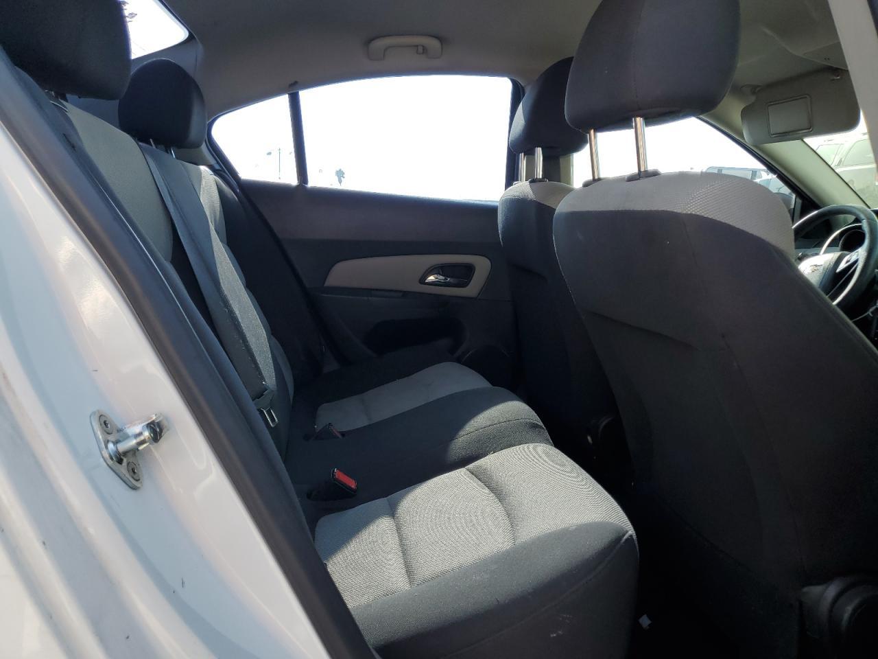 2015 CHEVROLET CRUZE