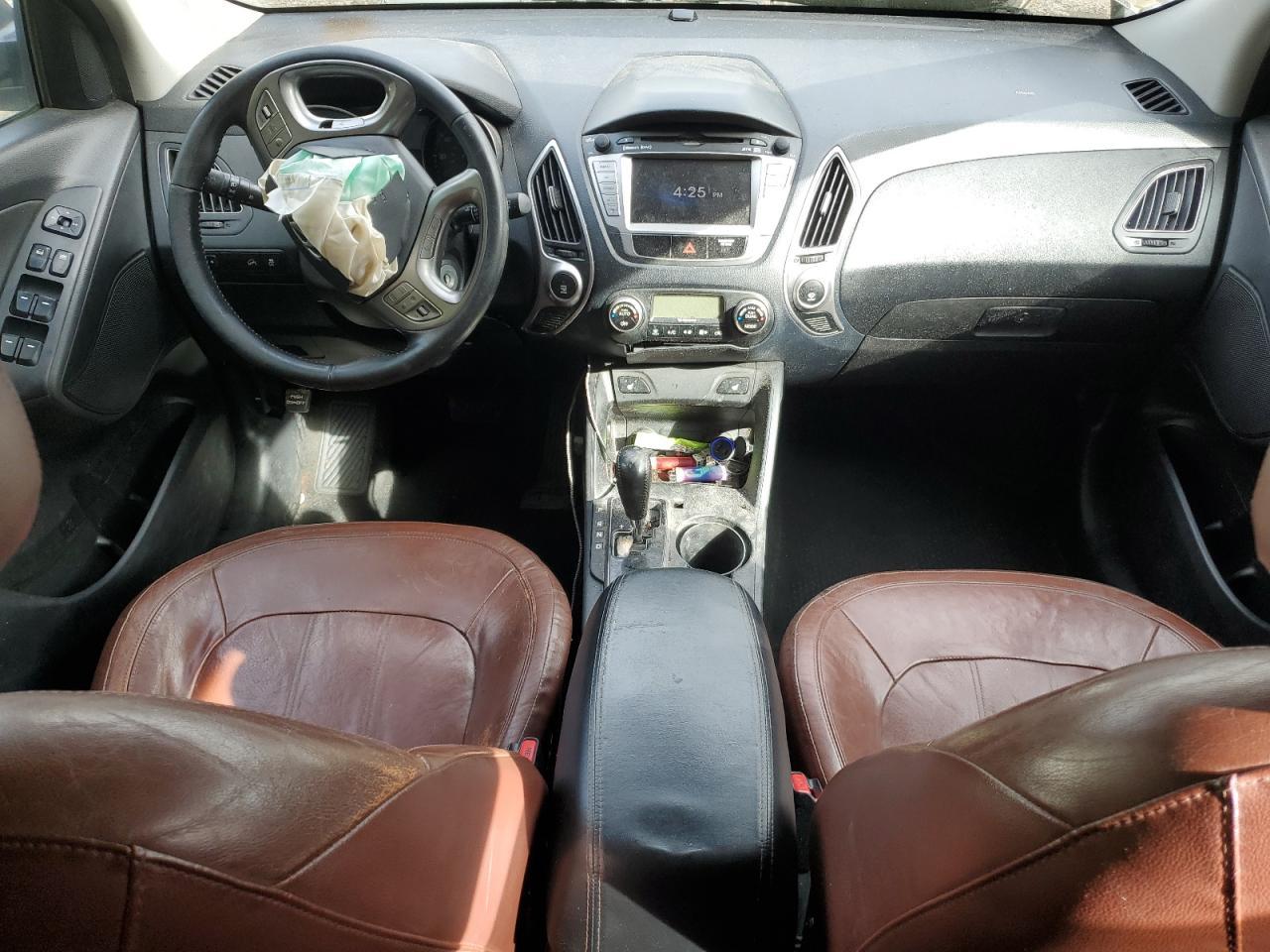 2011 HYUNDAI TUCSON