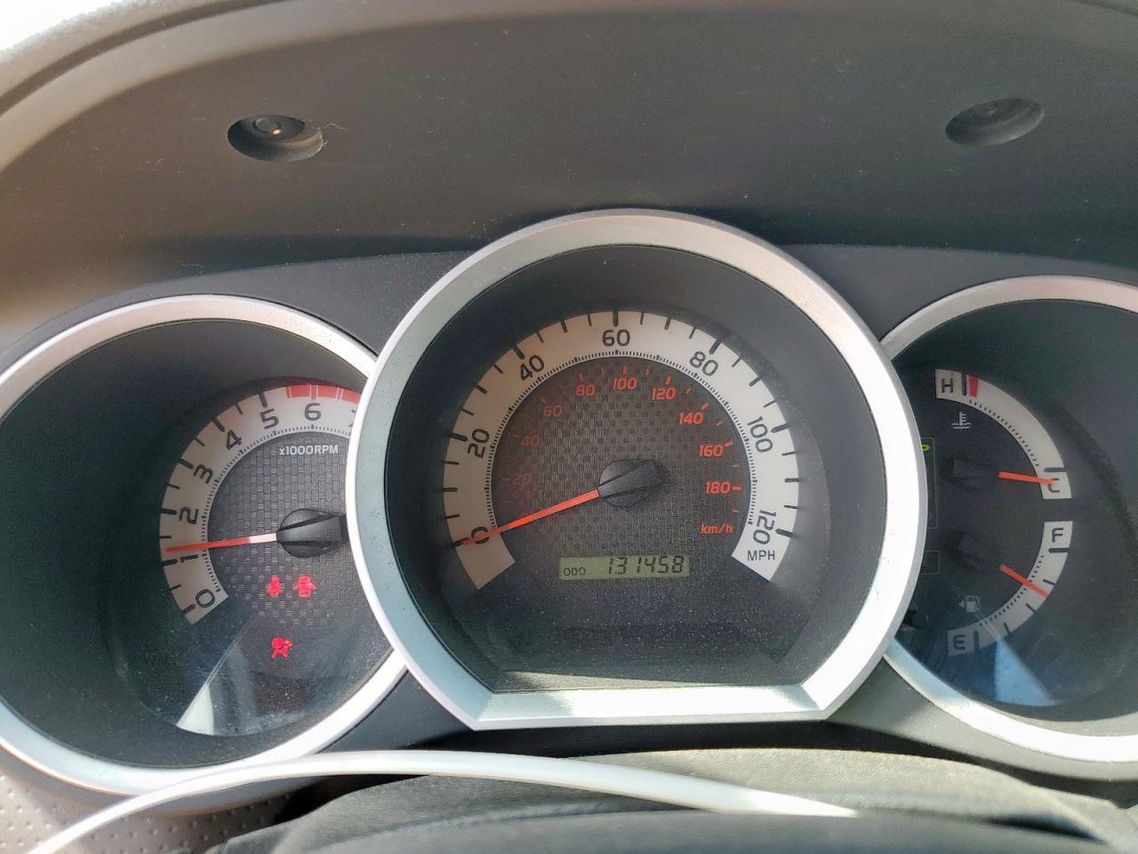 2013 TOYOTA TACOMA