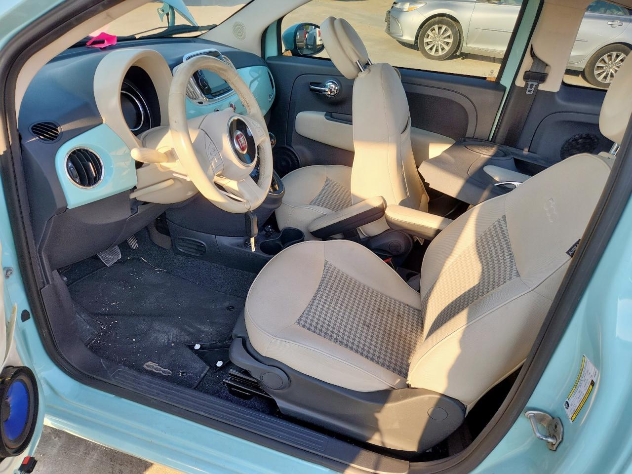 2017 FIAT 500