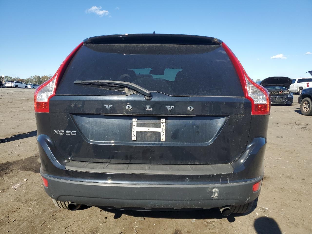 2012 VOLVO XC60