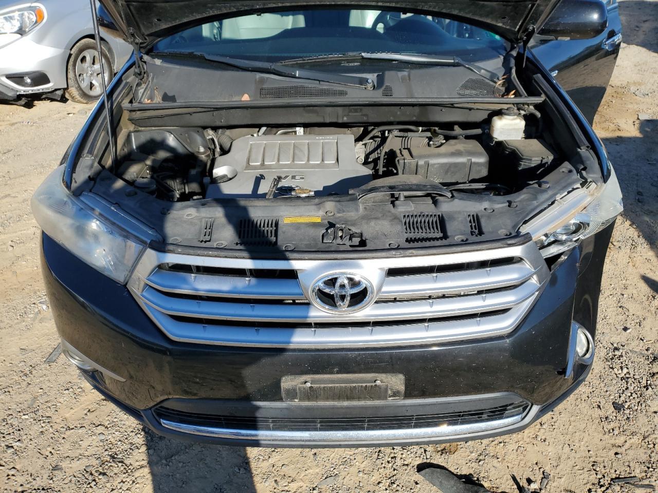 2012 TOYOTA HIGHLANDER
