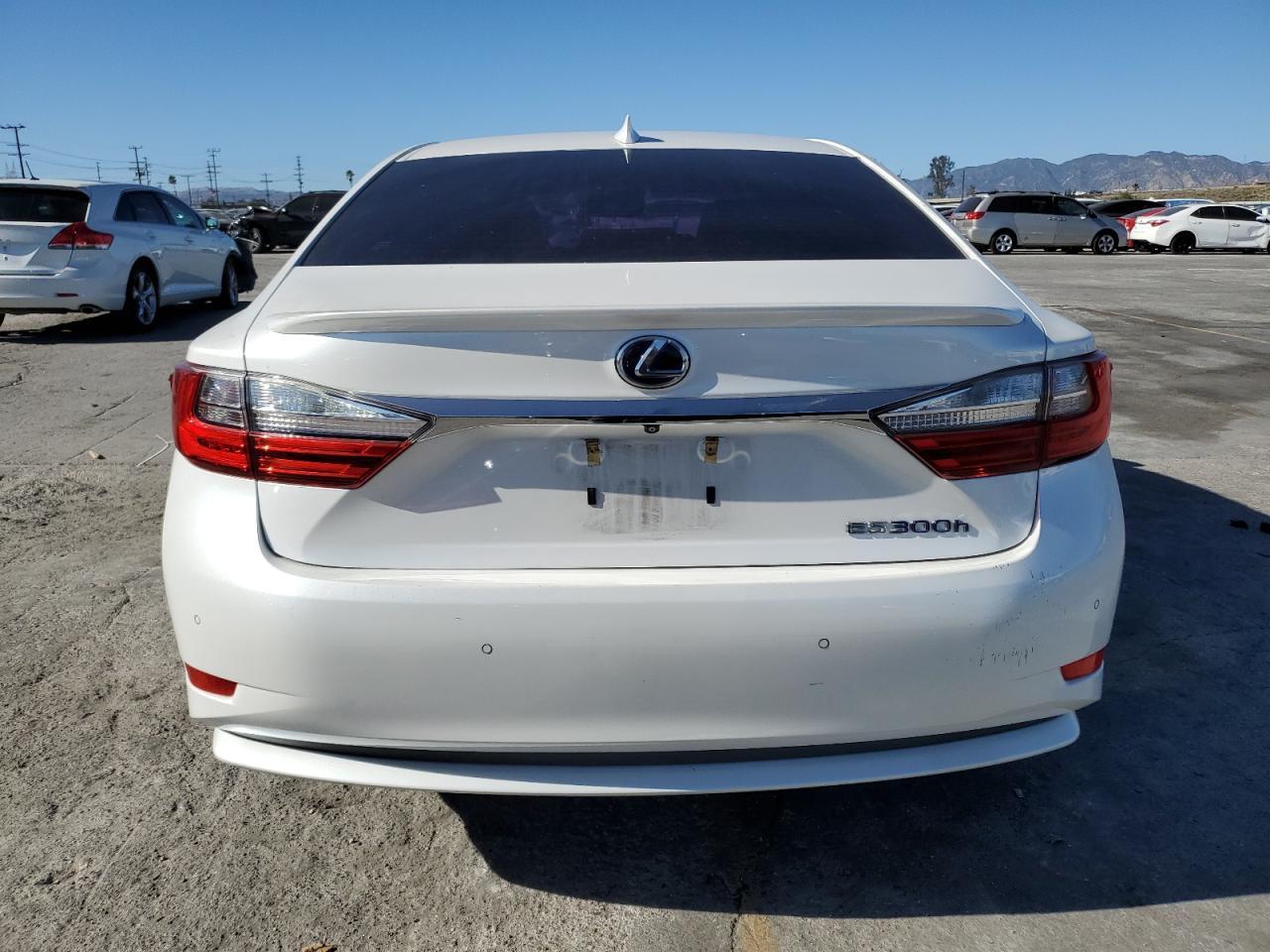 2016 LEXUS ES 300H