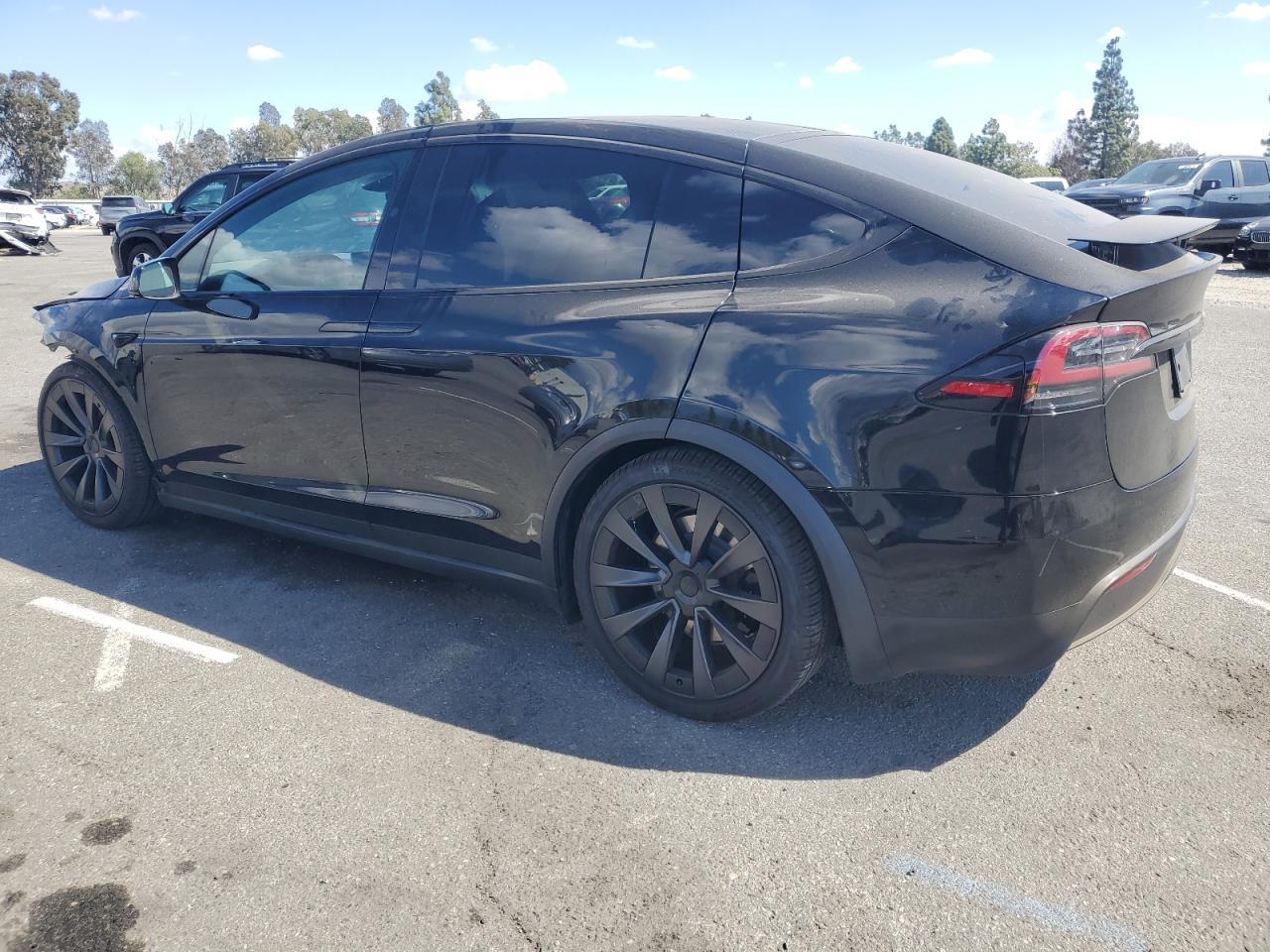 2025 TESLA MODEL X