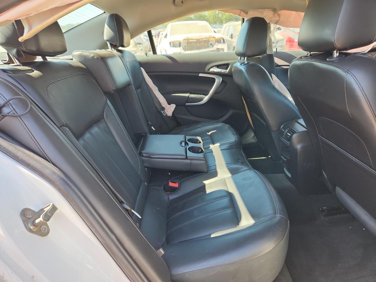 2013 BUICK Regal