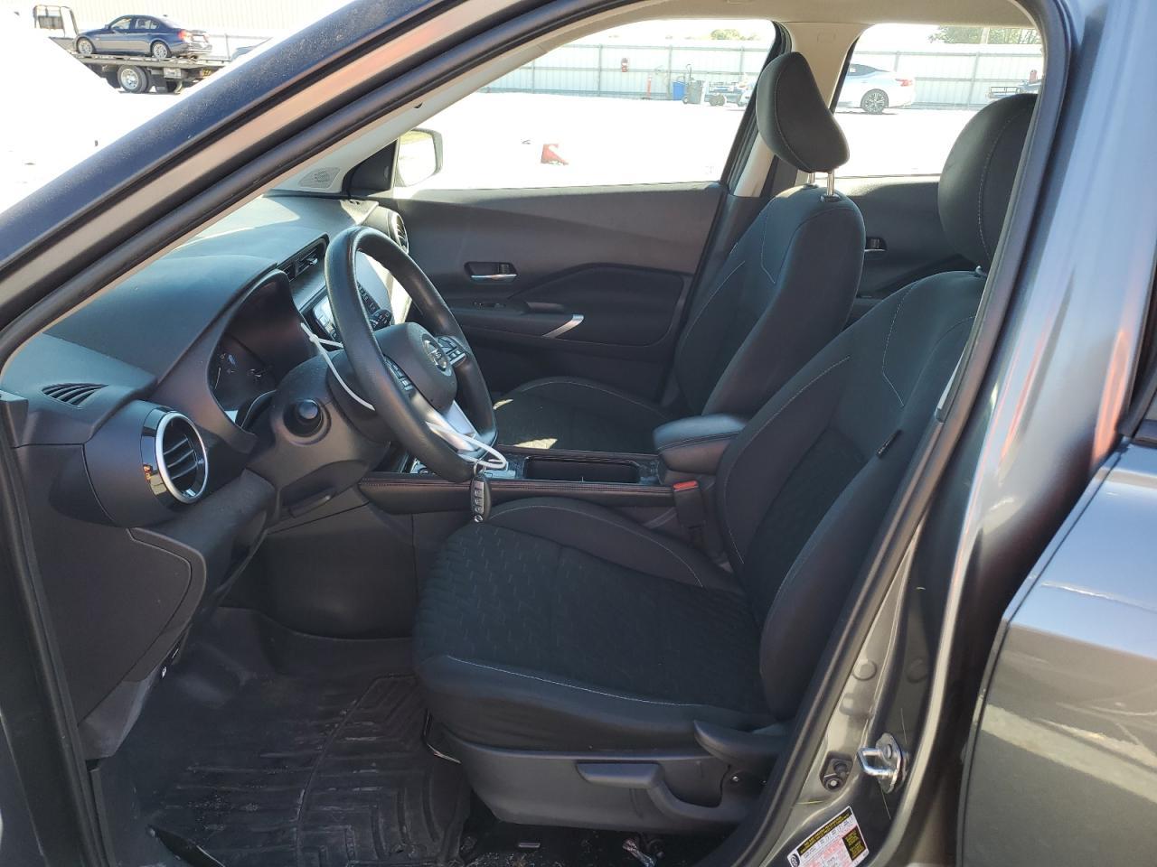 2021 NISSAN KICKS