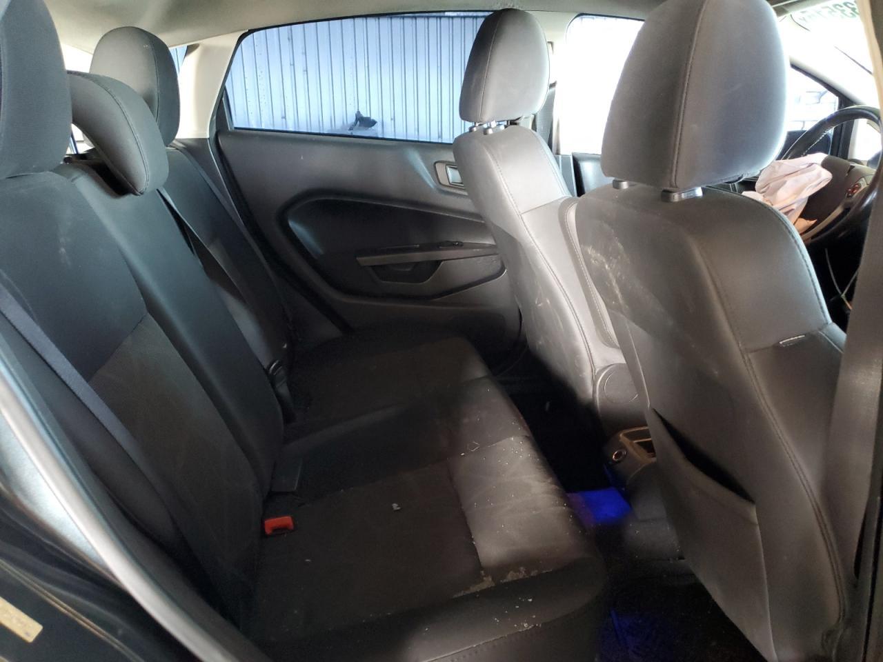 2011 FORD Fiesta