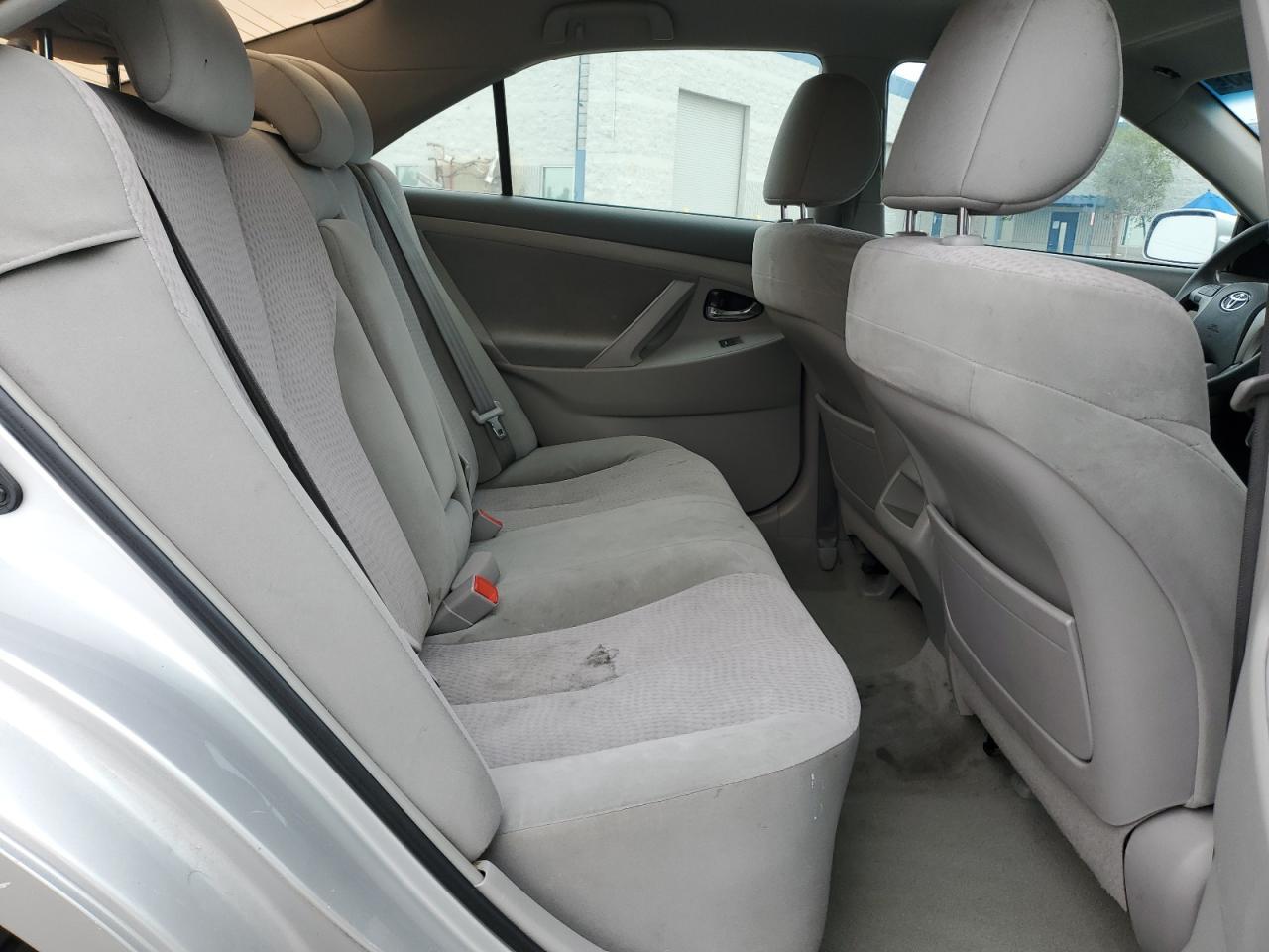 2011 TOYOTA CAMRY