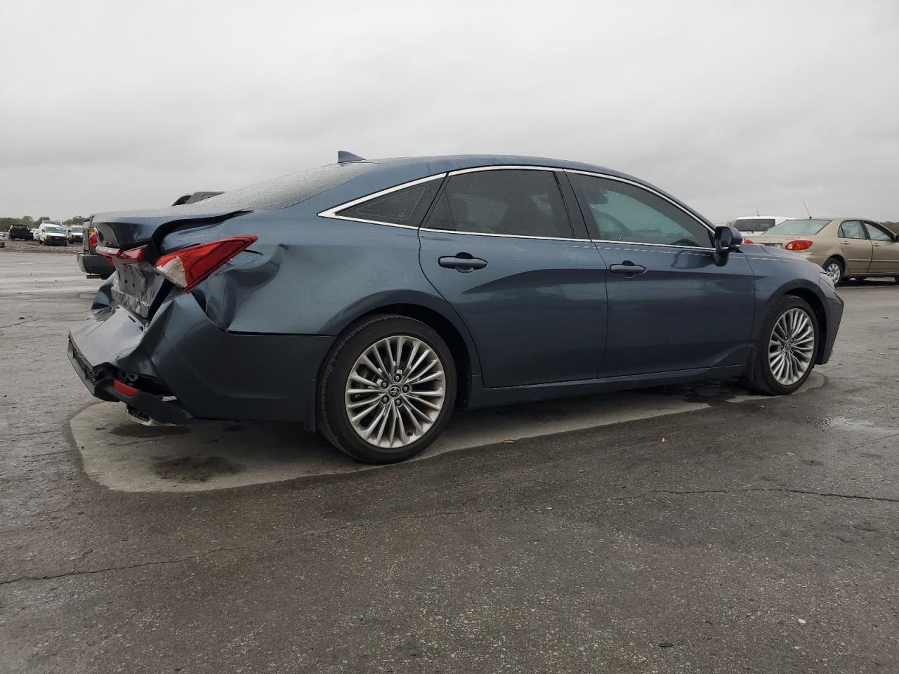 2021 TOYOTA Avalon
