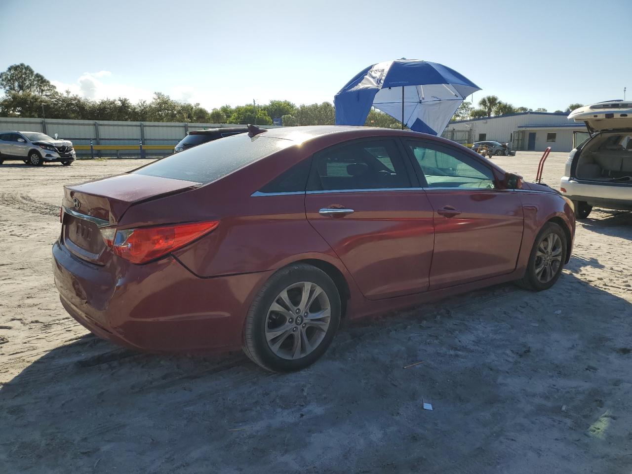 2011 HYUNDAI SONATA