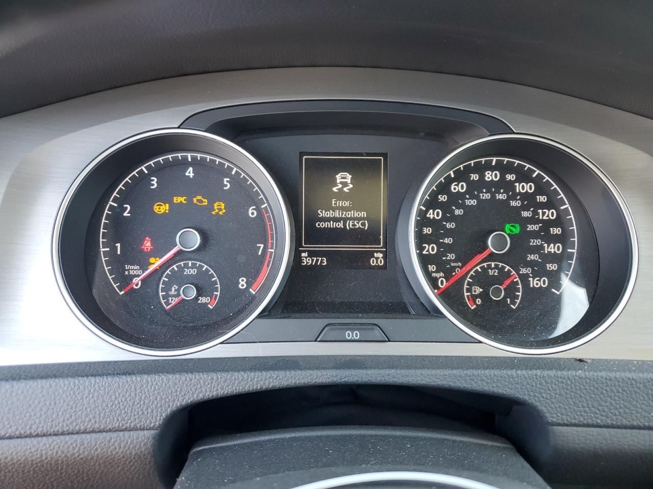2016 VOLKSWAGEN GOLF