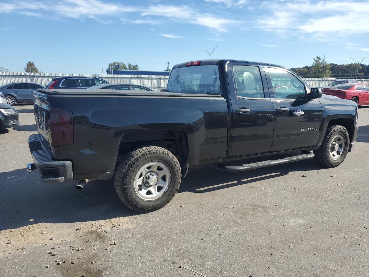 2017 CHEVROLET Silverado
