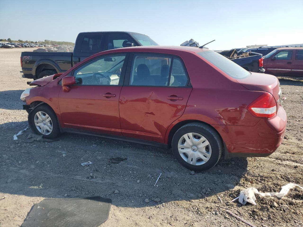 2011 NISSAN VERSA