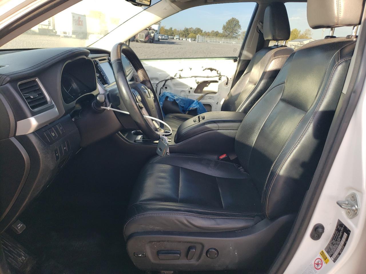 2015 TOYOTA HIGHLANDER