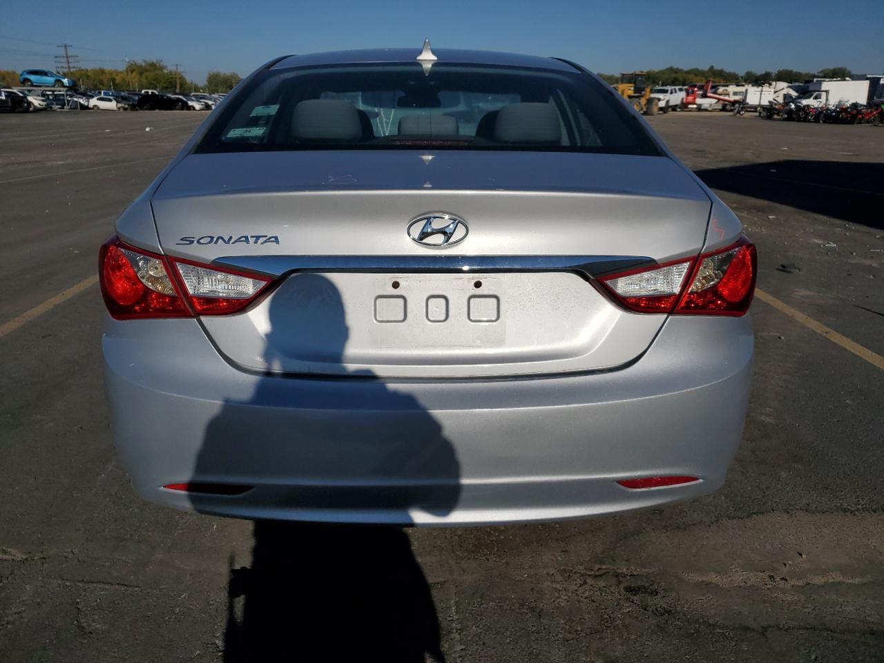 2011 HYUNDAI SONATA
