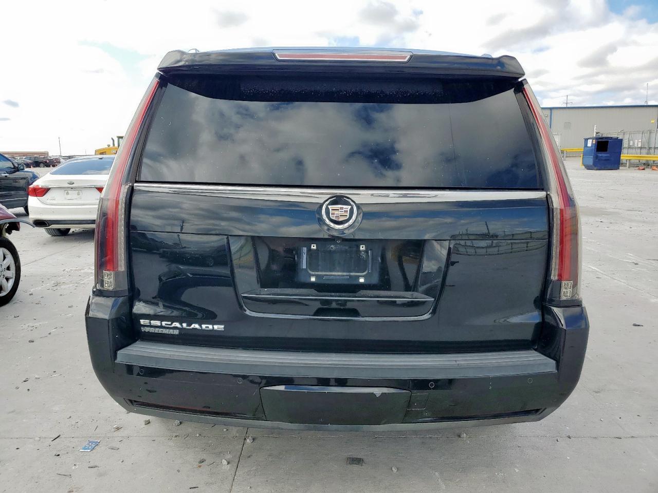 2015 CADILLAC ESCALADE