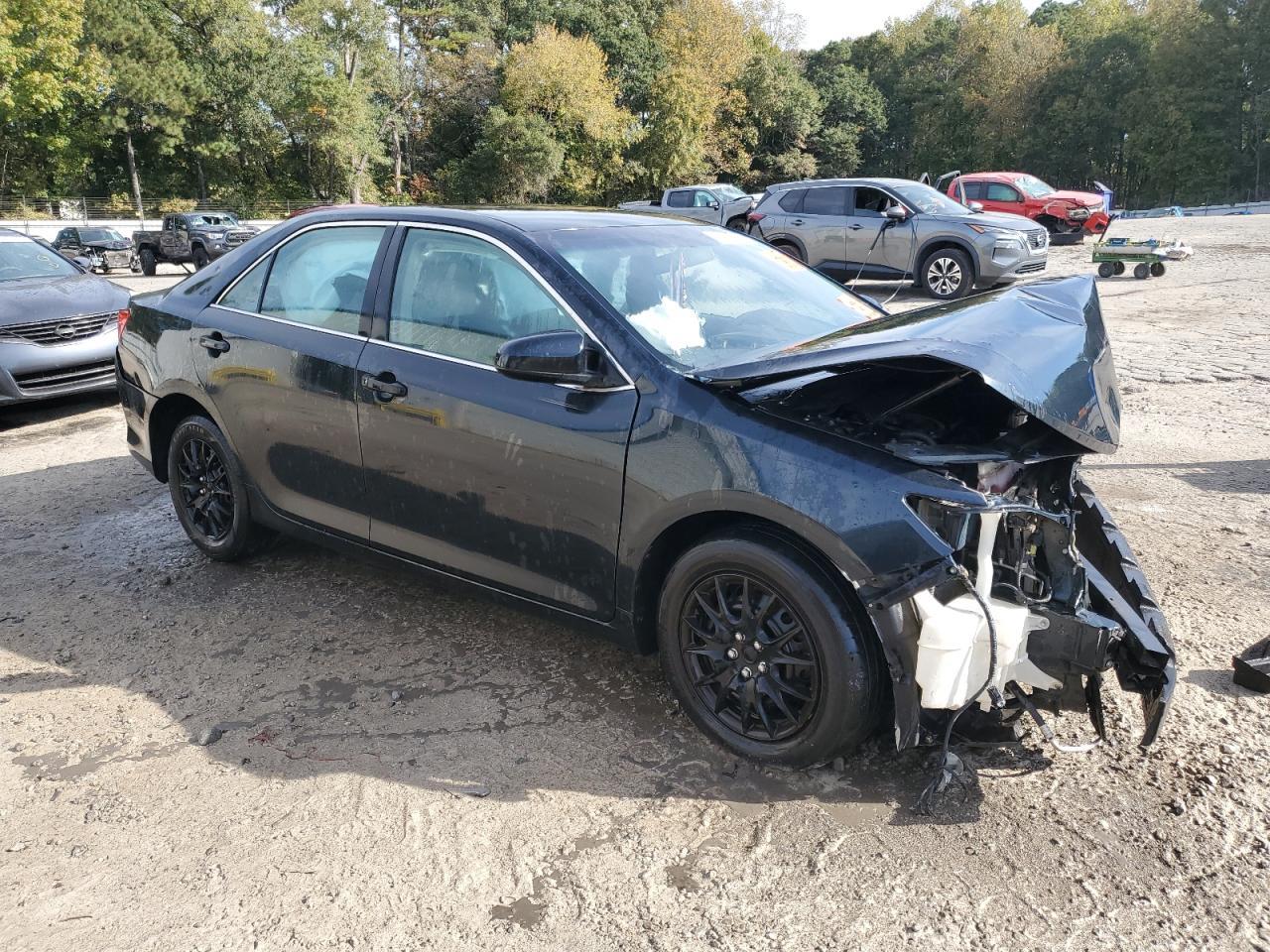 2013 TOYOTA CAMRY