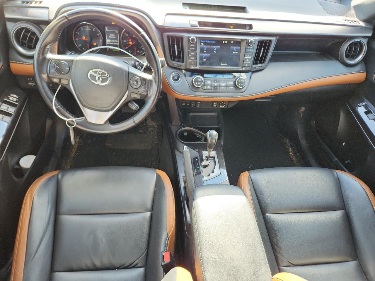 2016 TOYOTA RAV4