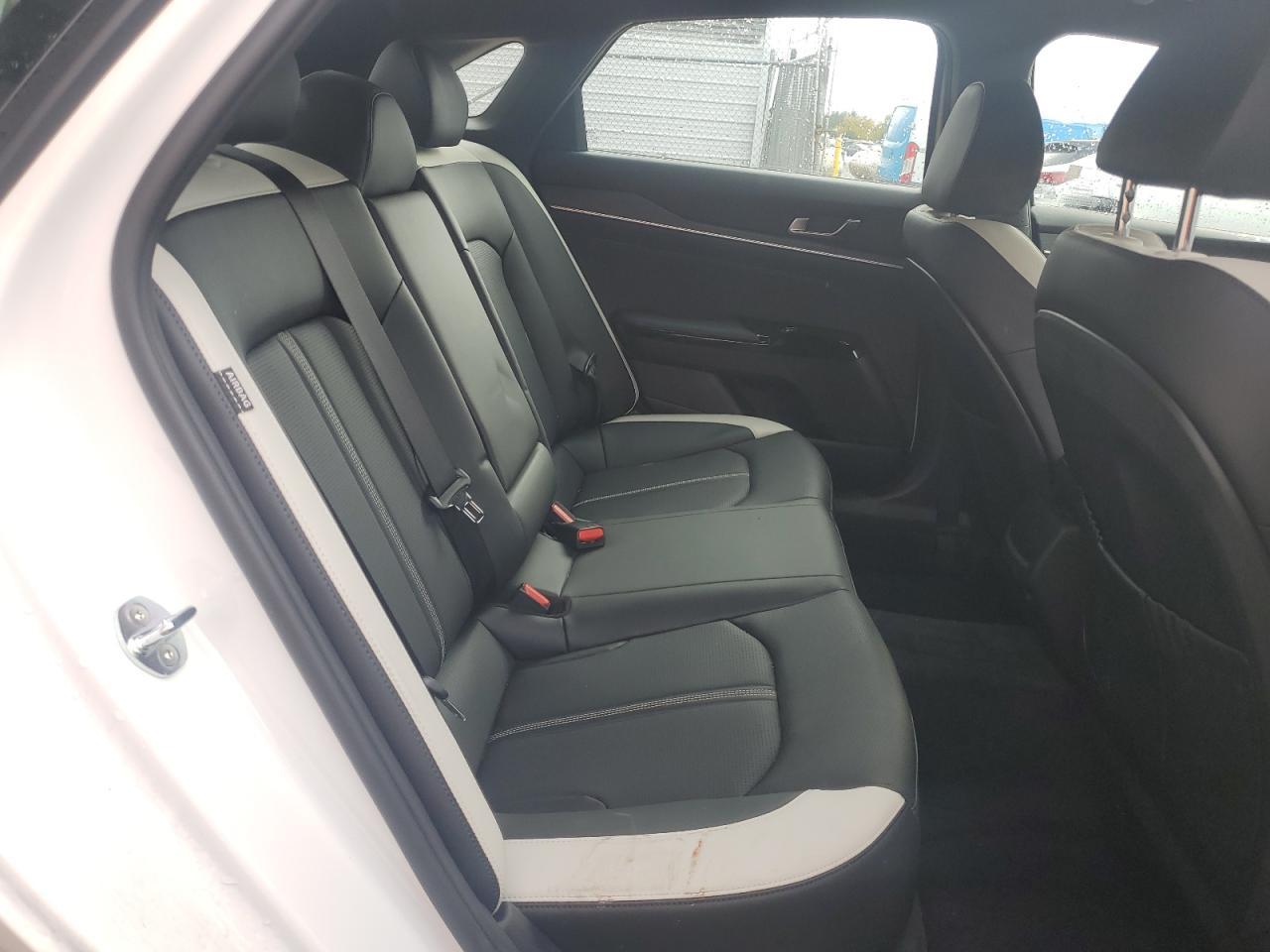 2025 KIA K5