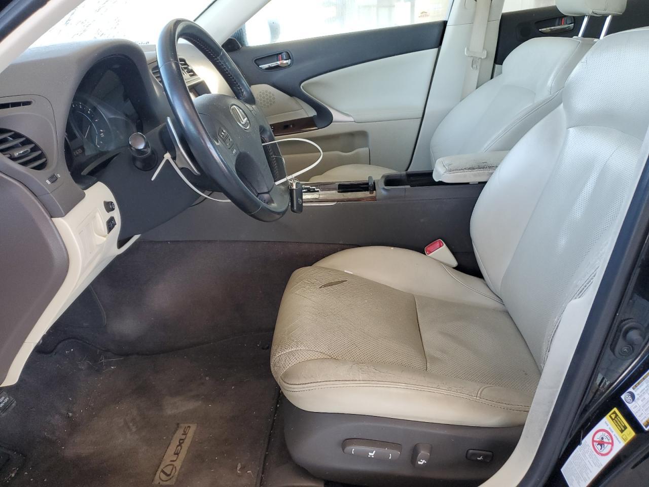 2010 LEXUS Is