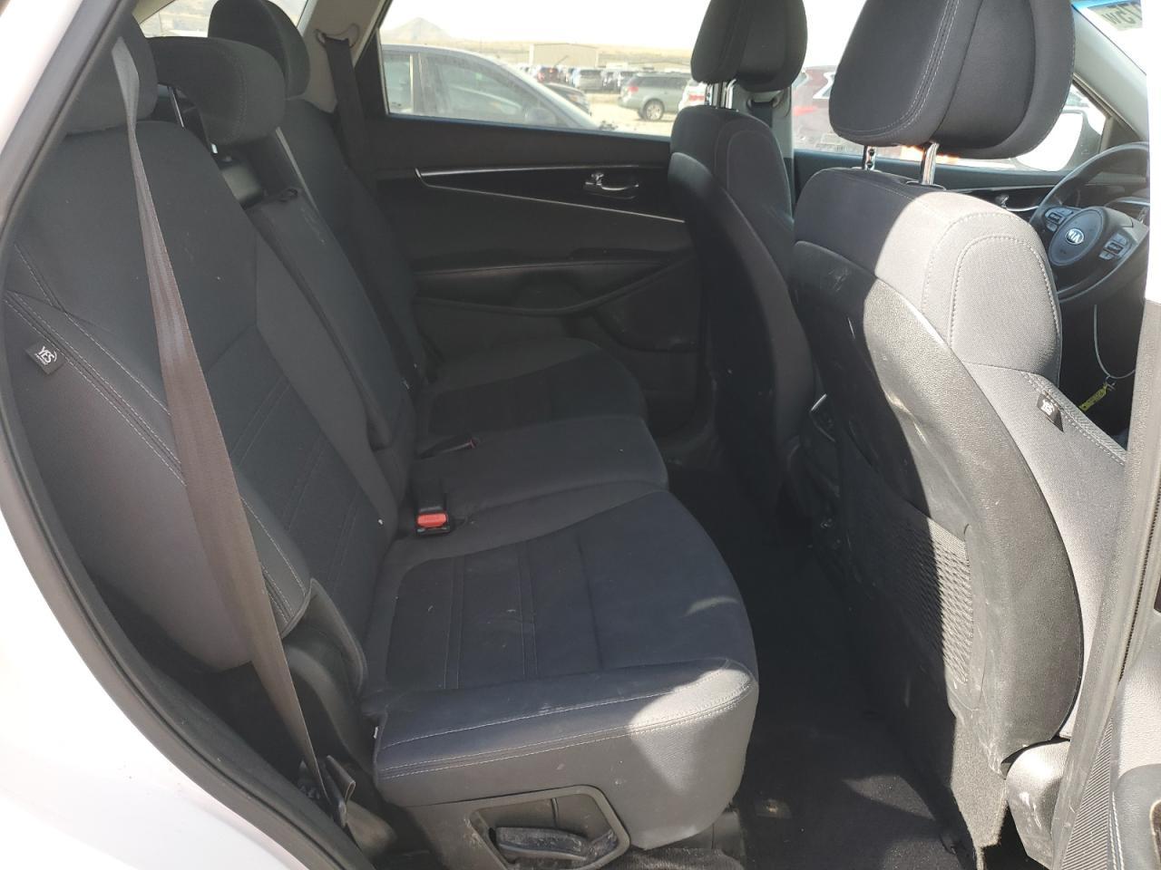 2017 KIA SORENTO