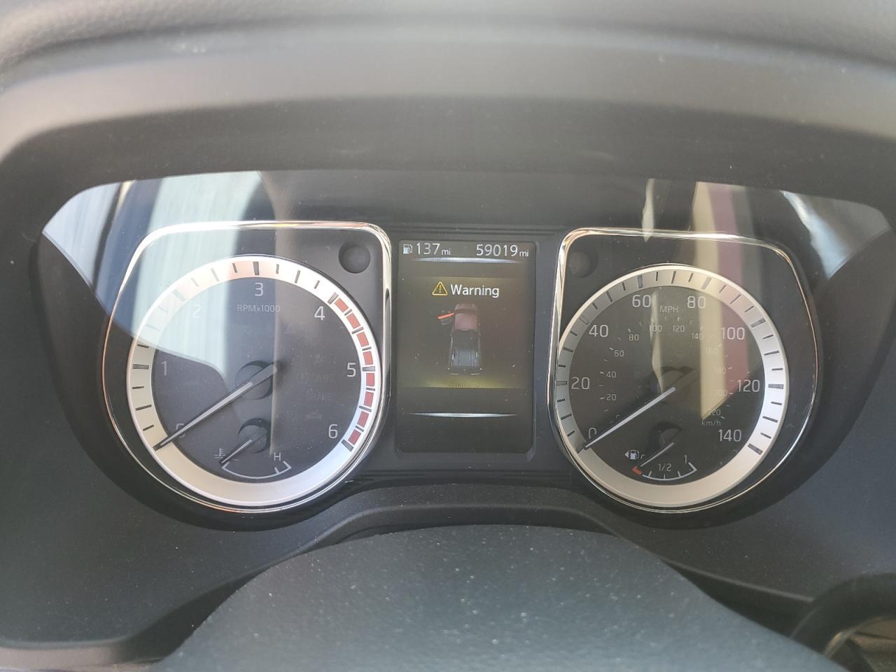 2016 NISSAN Titan