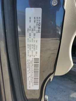 2015 CHRYSLER Town & Country