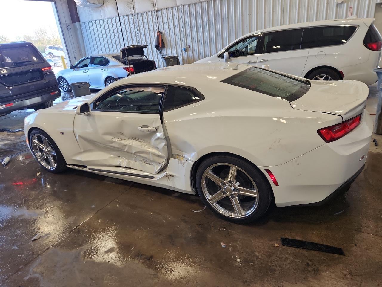 2017 CHEVROLET Camaro