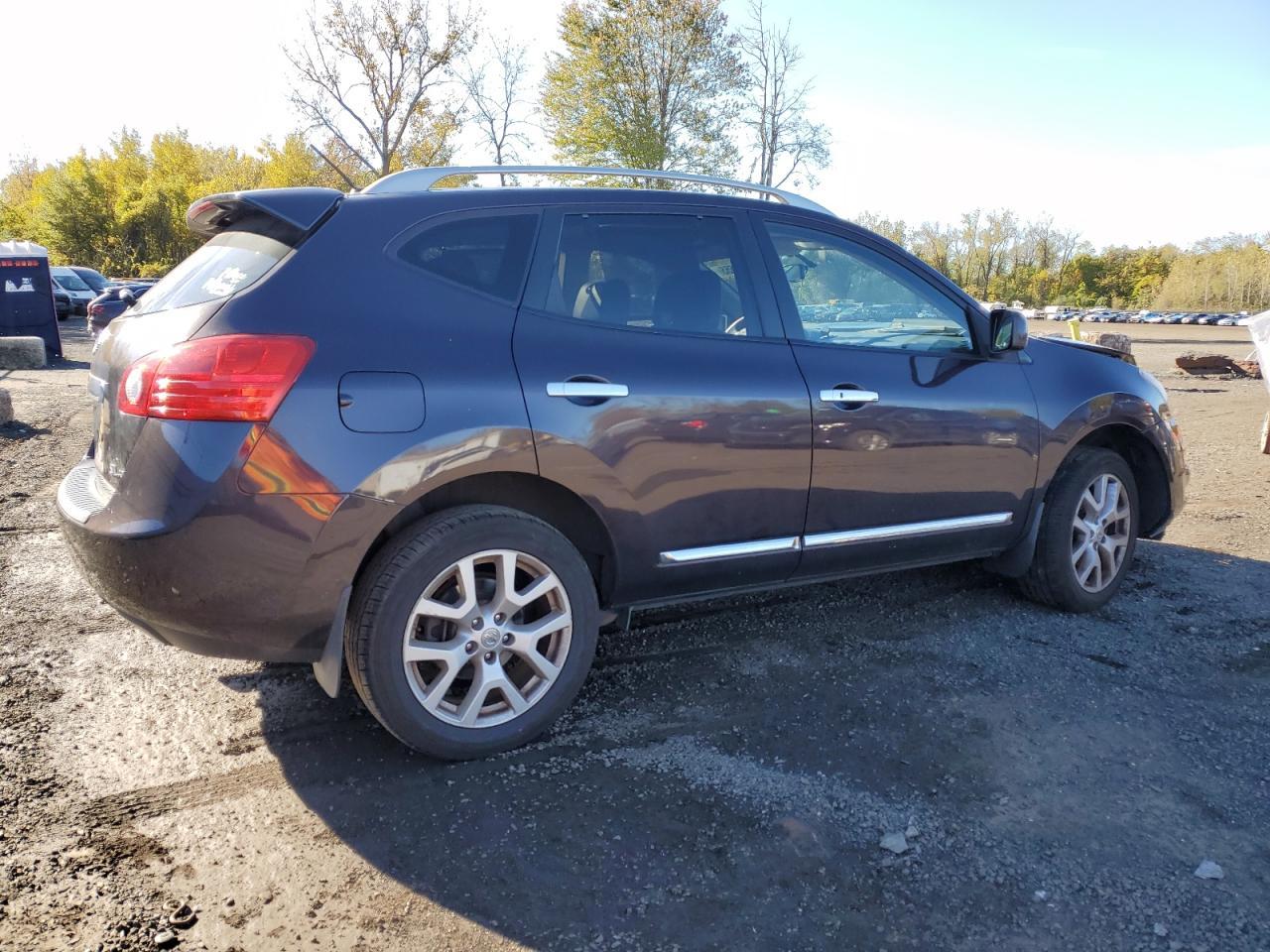 2011 NISSAN ROGUE