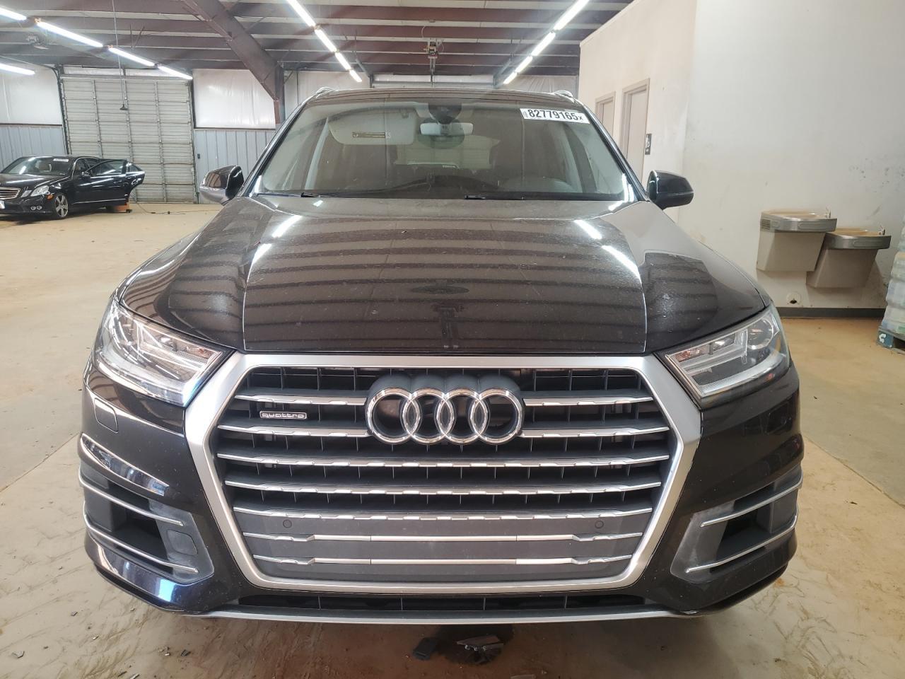 2017 AUDI Q7