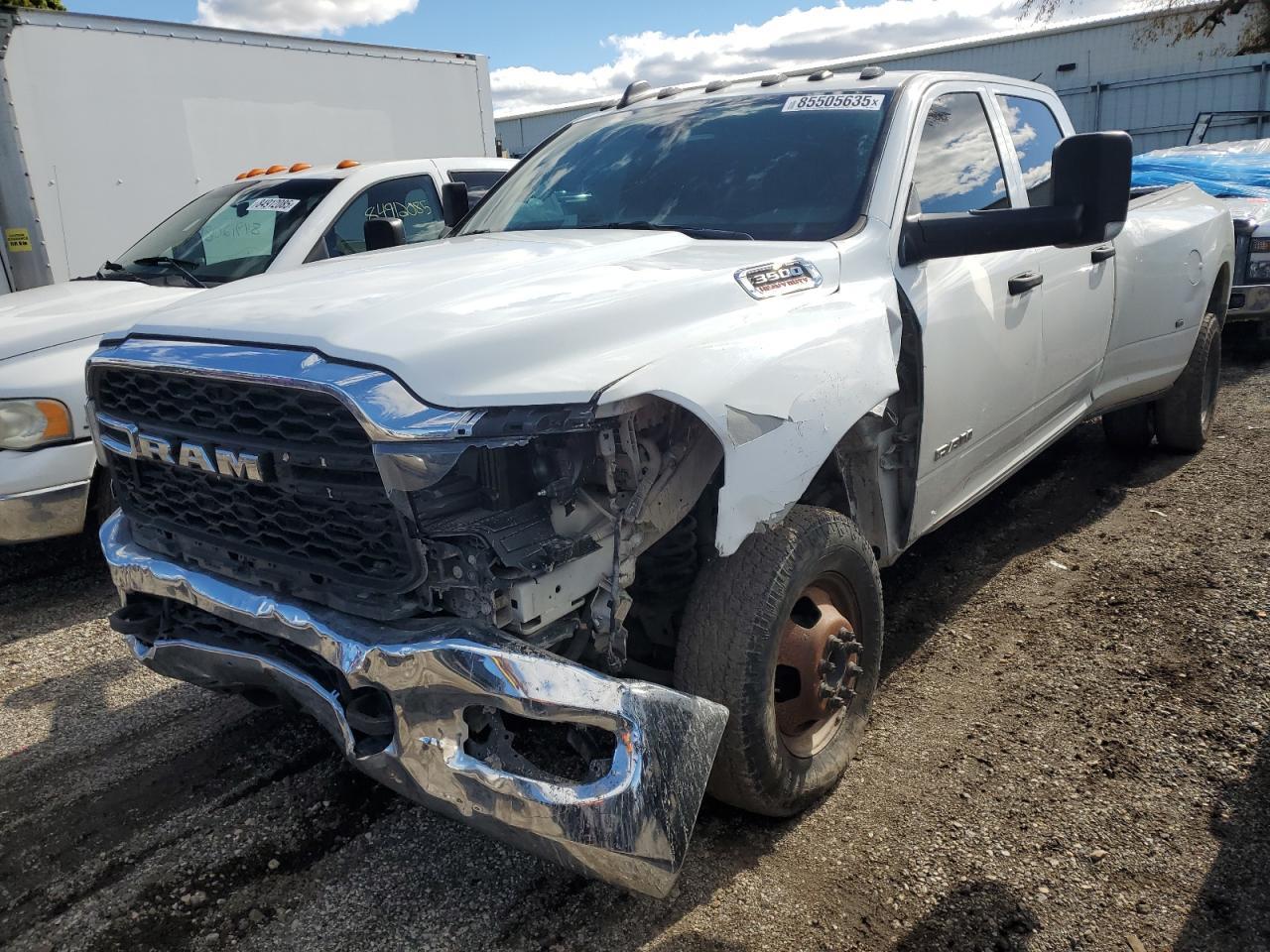 2022 RAM 3500