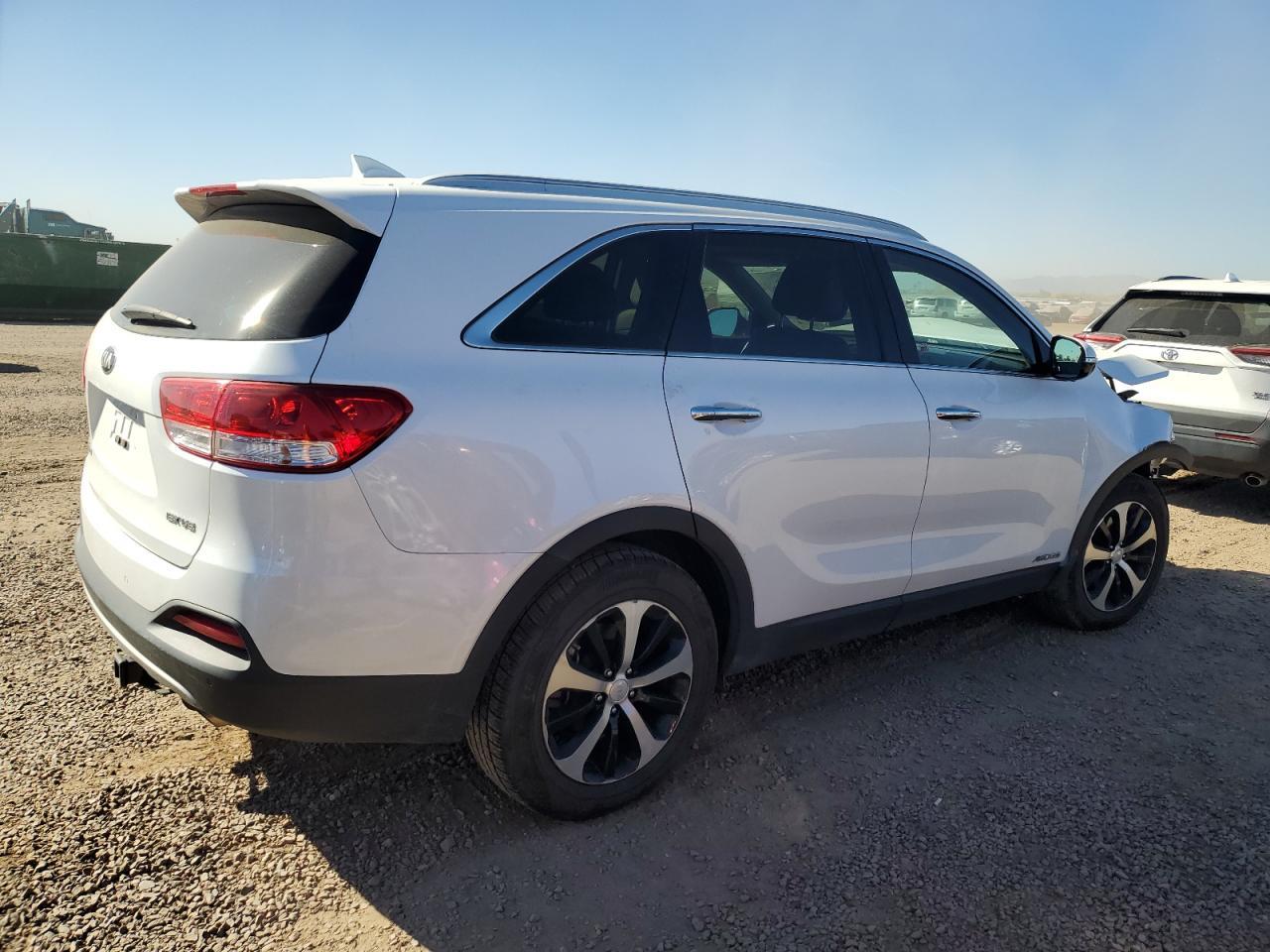 2016 KIA SORENTO