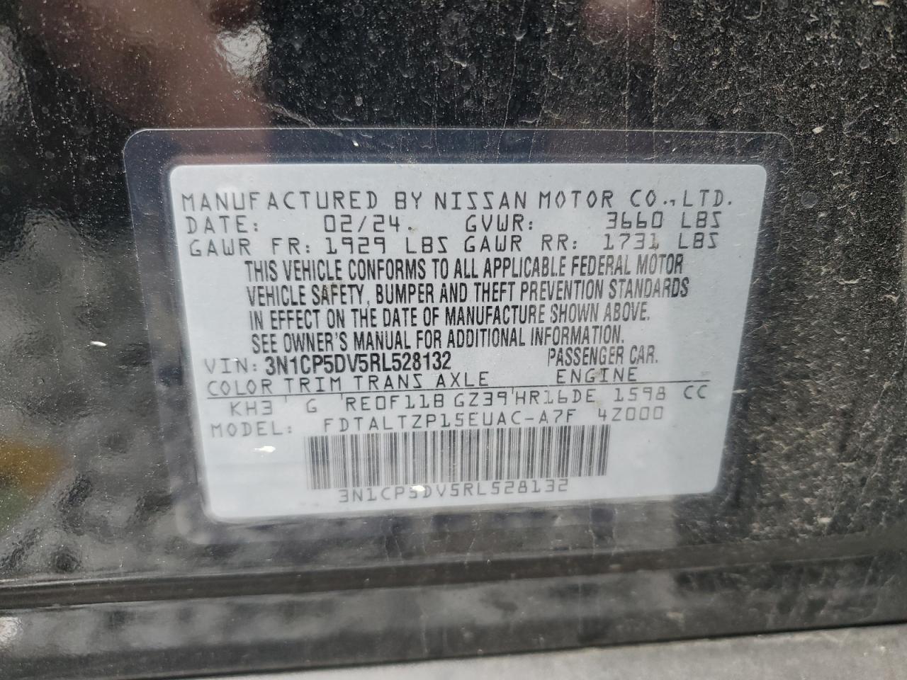 2024 NISSAN KICKS