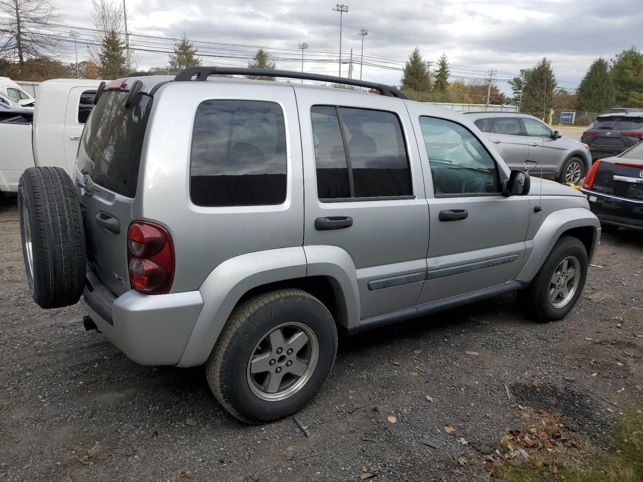 2005 JEEP Liberty